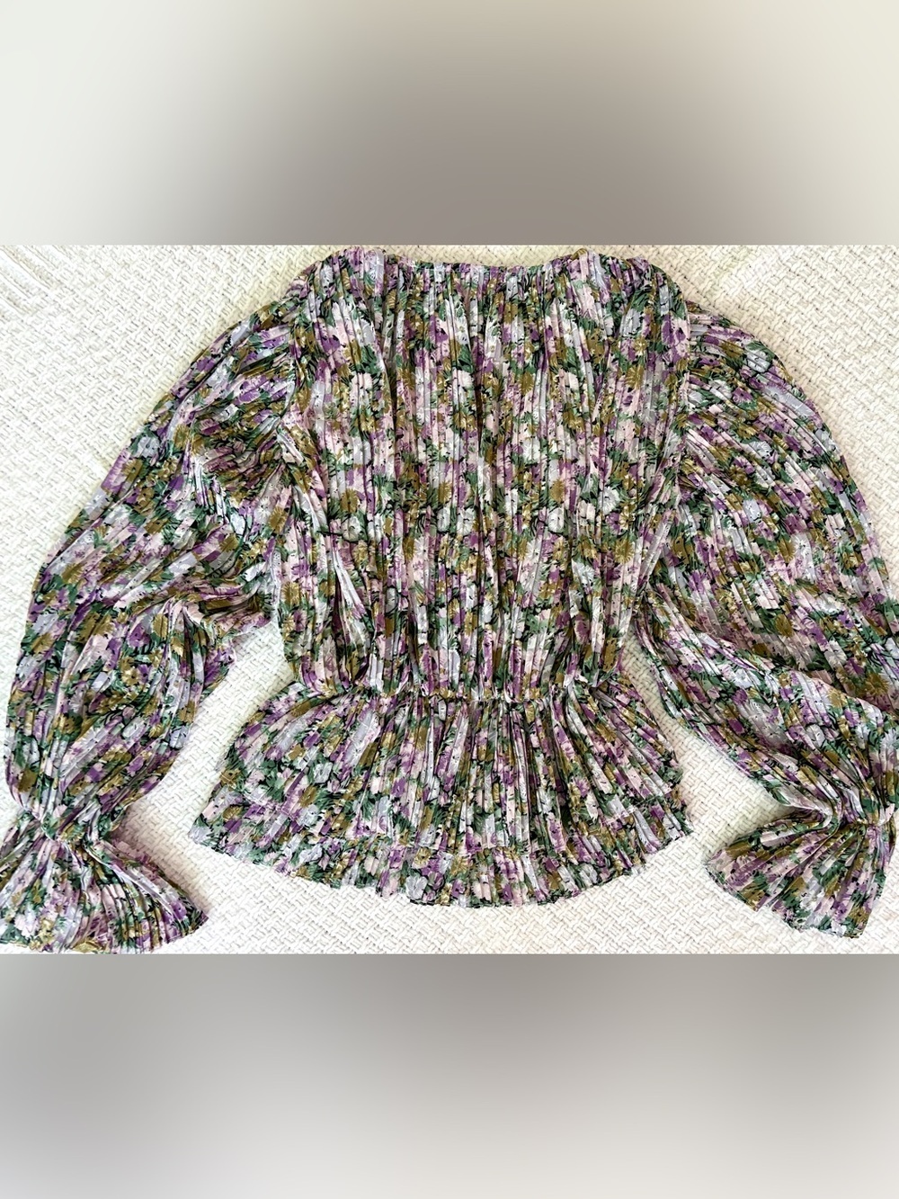 Nasty Gal Top Blouse Lavender Green Floral All Plisse Accordion Pleated Peplum M - Picture 7 of 10
